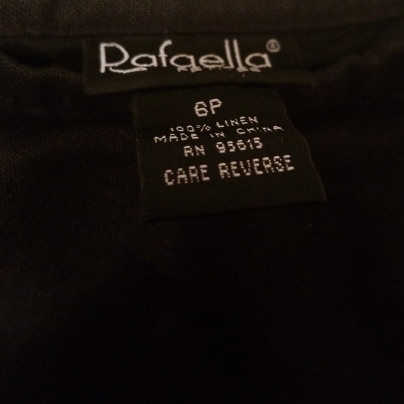 Black linen skirt with cream embroidery size 6P - Picture 3 of 3